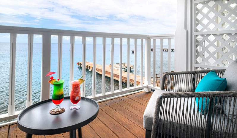 BFort Young - OceanFront Suite Balcony